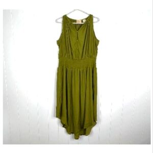 Elie Elie Tahari Olive Green Smocked Waist Lined with Button  Front Dress
